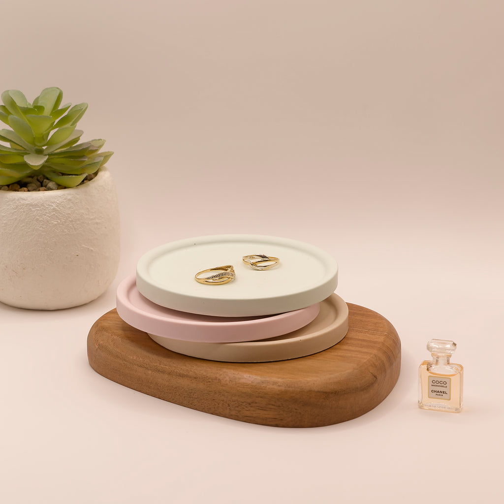 Ensemble de petits plateaux ronds en jesmonite