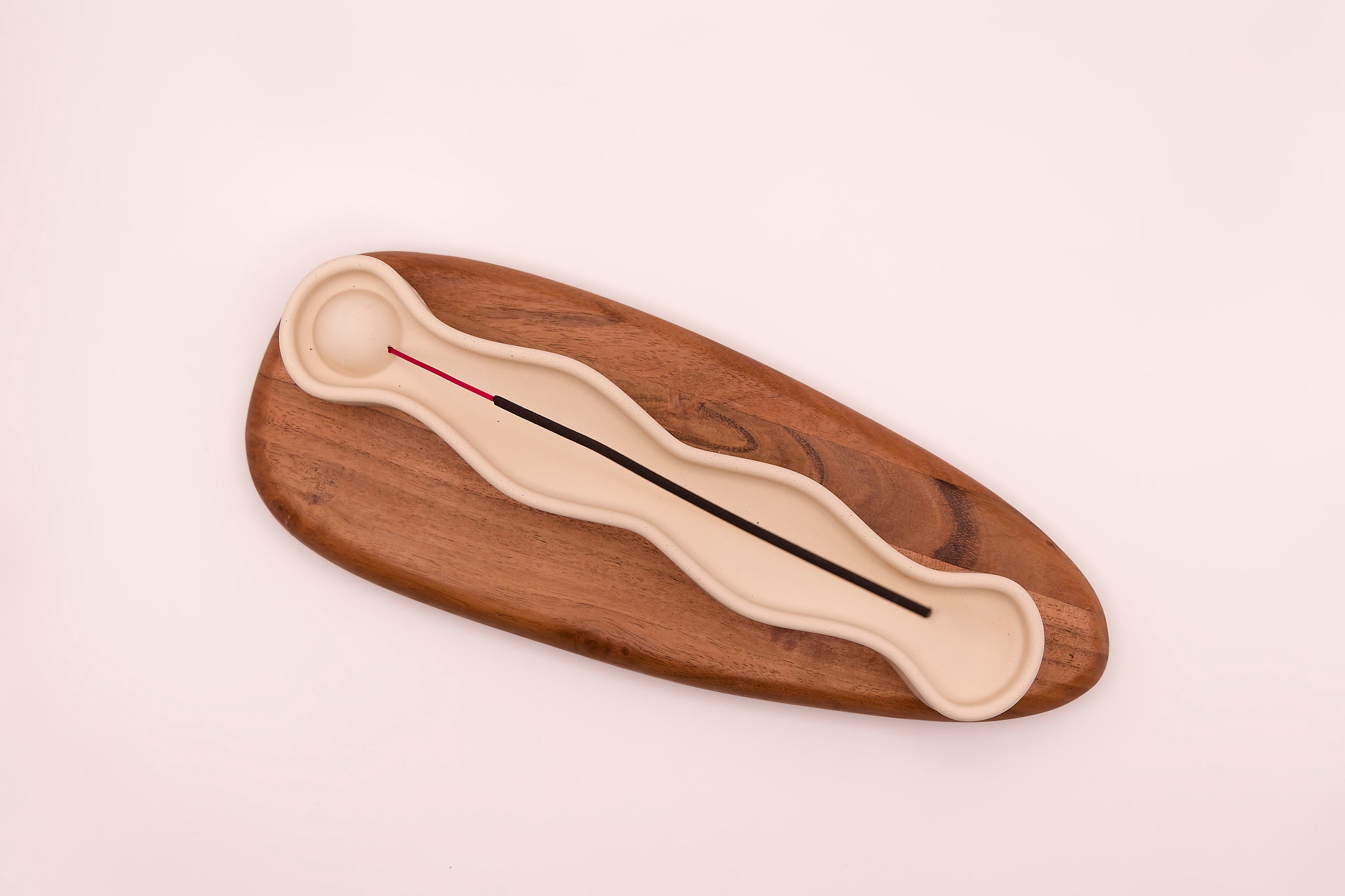 Porte-encens en jesmonite Mahee