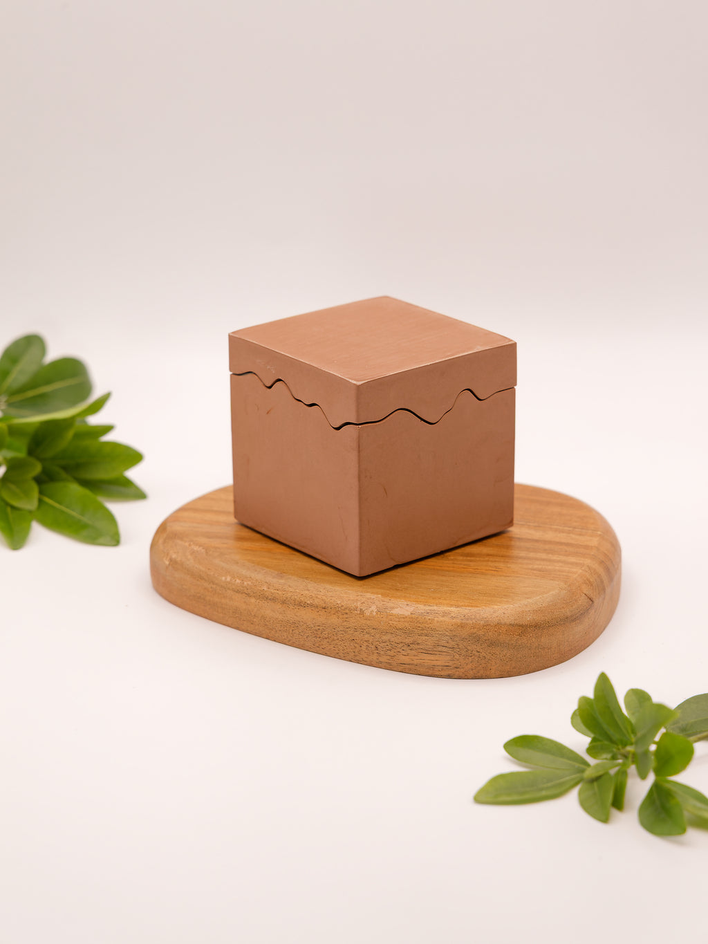 Bougie Bianca - Parfum Cuir et bois - L'Atelier de Silaya
