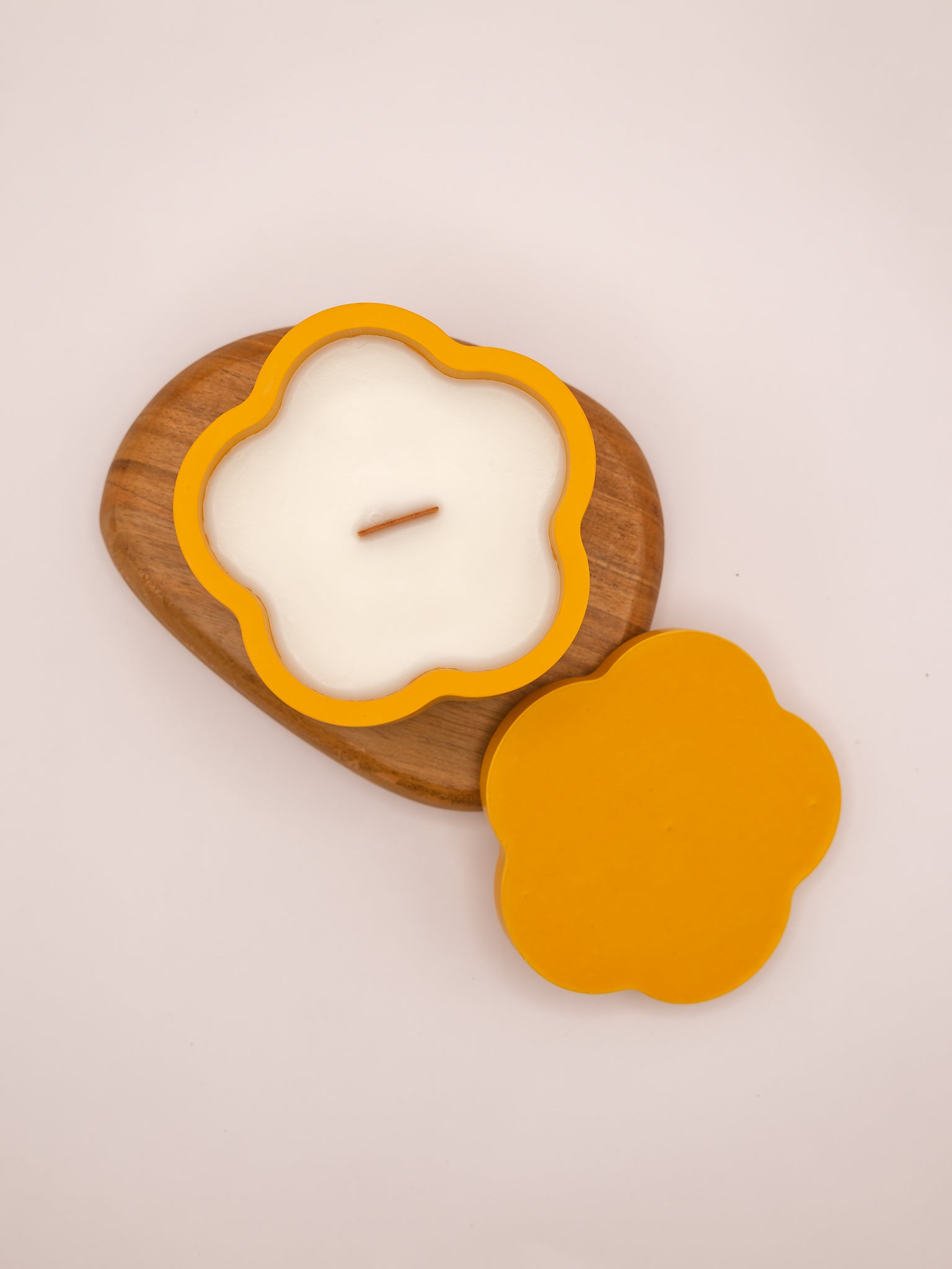 Bougie Flora - Parfum Ambre - L'Atelier de Silaya